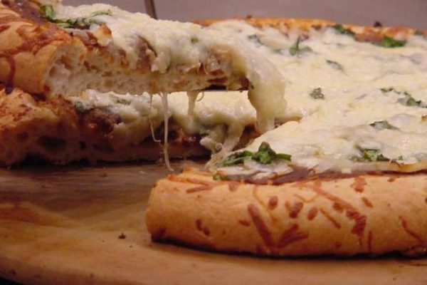 Spinach and Hummus Pizza Recipe